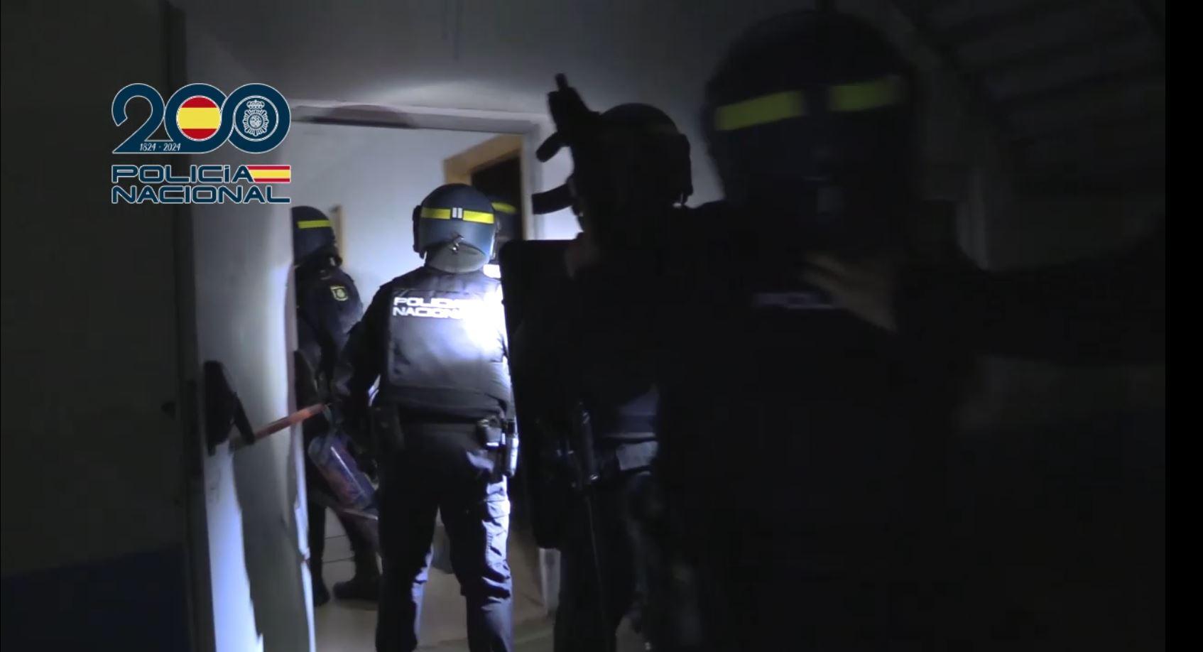 تفكيك شبكة إجرامية تستغل عمالا موسميين بينهم مغاربة في فالنسيا