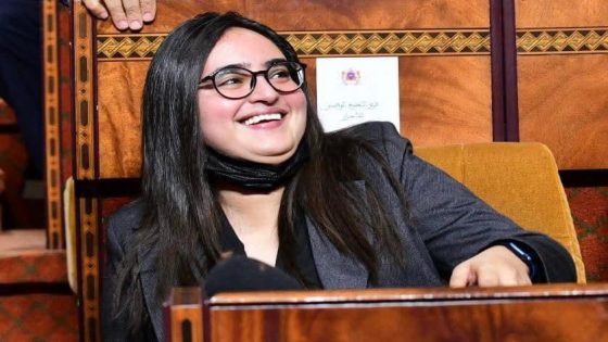 ابنة أخنوش بالتبني … لمغور تعود لمهاجمة المغاربة