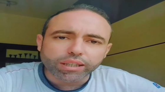 الحلقة الأولى: “الريف 24” تفتح ملف الشرطي “الزفزافي” الذي فر عبر معبر قراطخال وتكشف أسباب طلبه اللجوء بإسبانيا